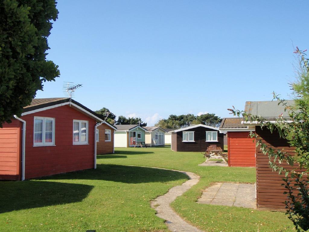 Chalets & Lodges At Atlantic Bays Holiday Park Padstow Buitenkant foto