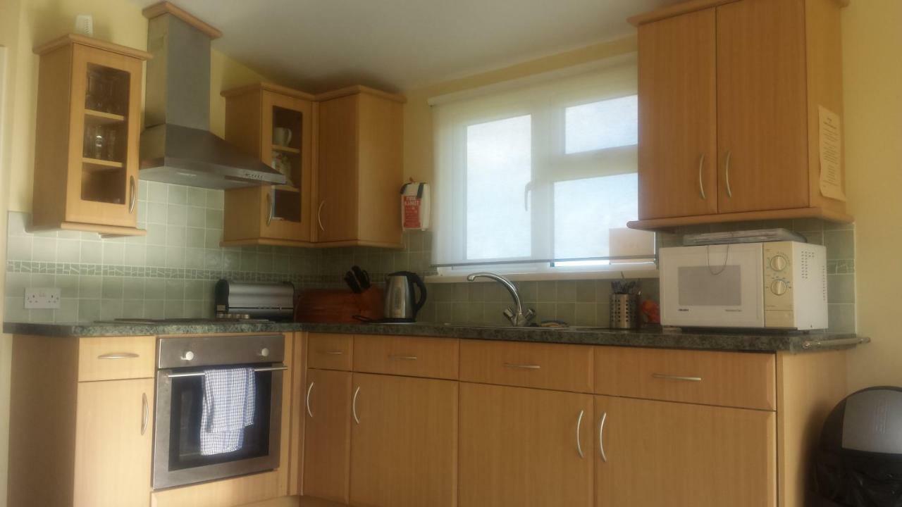 Chalets & Lodges At Atlantic Bays Holiday Park Padstow Buitenkant foto